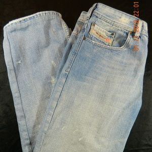 DIESEL Distressed ZATHAN Straight Jeans mens 34x34